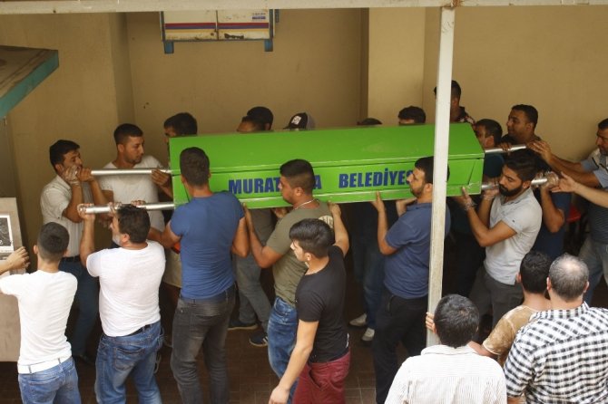 Antalya’da feci kazada hayatını kaybeden 4 kişinin cenazesi alındı