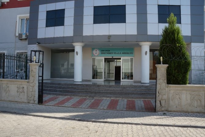 Aydın’da öğretmenevi yeni binasında hizmet vermeye başladı