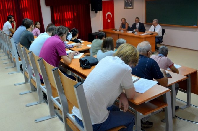 Öğrenci Topluluklarının Akademik Danışmanları Toplantısı gerçekleştirildi