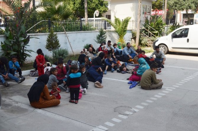 Hatay’da 51 kaçak mülteci yakalandı