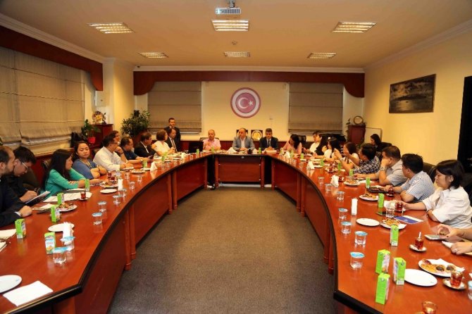 Dünya Bankası ve Filipinler Delegasyonu Bağcılar Belediyesi’ni ziyaret etti