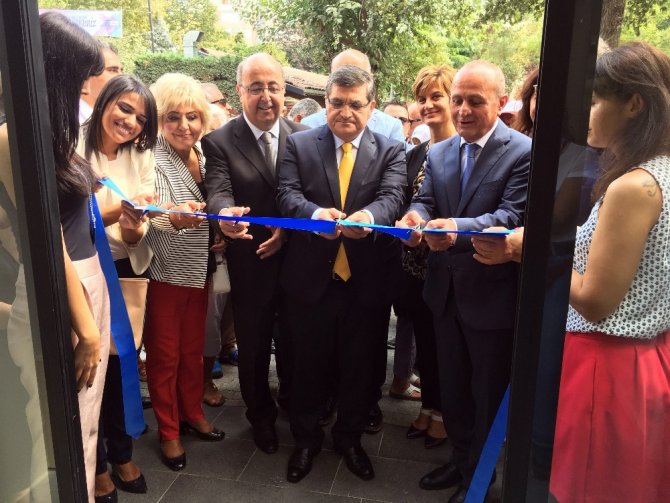 Kadıköy’de Alzheimer Merkezi ve Sosyal Yaşam Evi açıldı