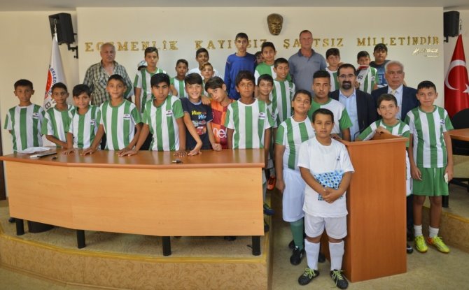 Edirneli çocuklardan Maltepe Belediyesi’ne ziyaret
