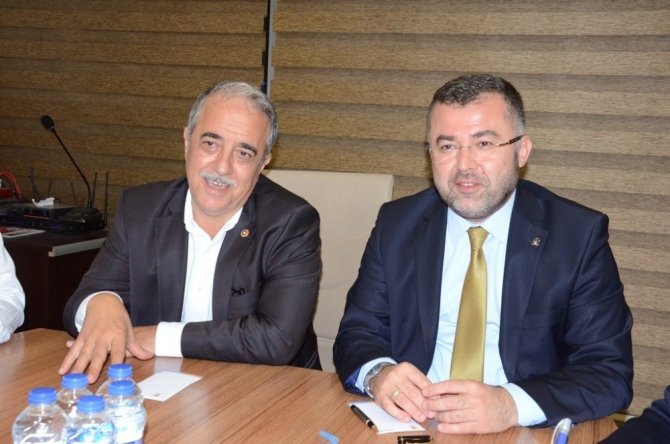 AK Parti yerel yönetimler Başkanı Şentürk Düzce’de