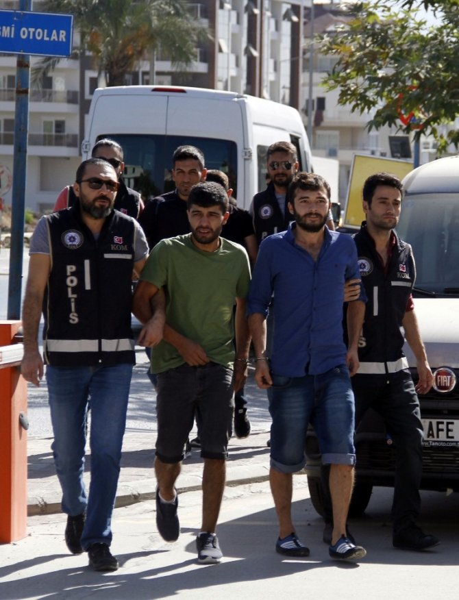 Uyuşturucu partisine baskında 2’si cezaevi firarisi 5 kişi gözaltına alındı