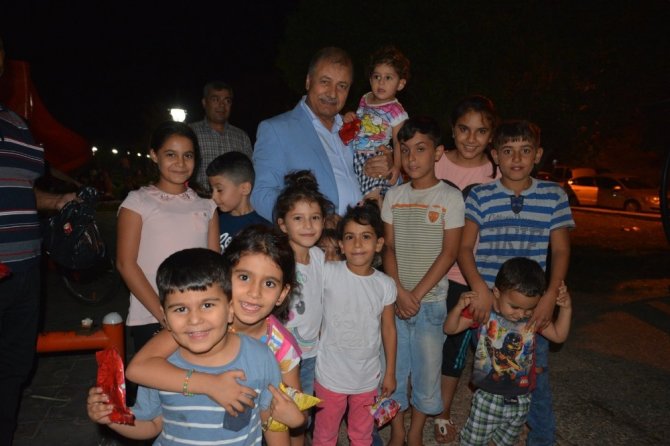 Başkan Pınarbaşı Sahil Parkı gezdi