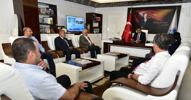 Gürkan’dan Erbakan’a övgü