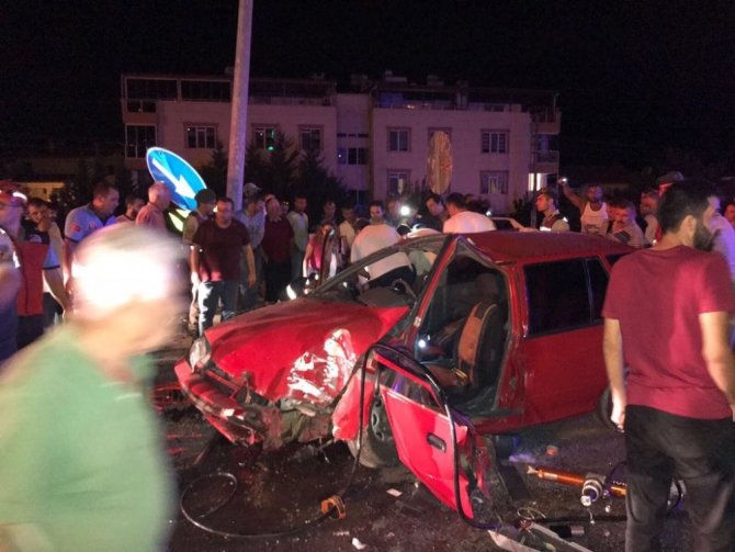 Balıkesir’de trafik kazası 5 yaralı