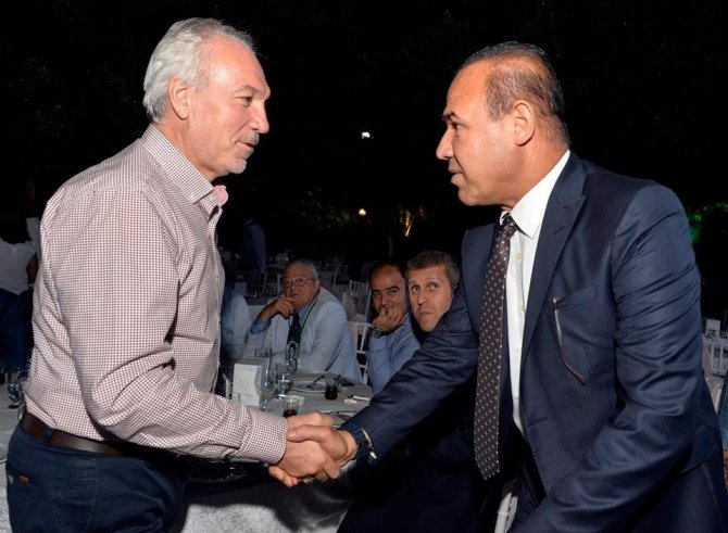 Başkan Saraçoğlu, Mersin’de Tarihi kentler Birliği Toplantısı’na katıldı