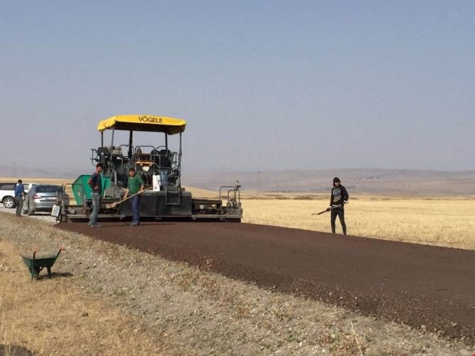 Porsuklu Köyü sıcak asfalta kavuşuyor