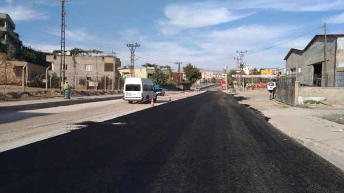 Siirt belediyesinden asfalt çalışmaları