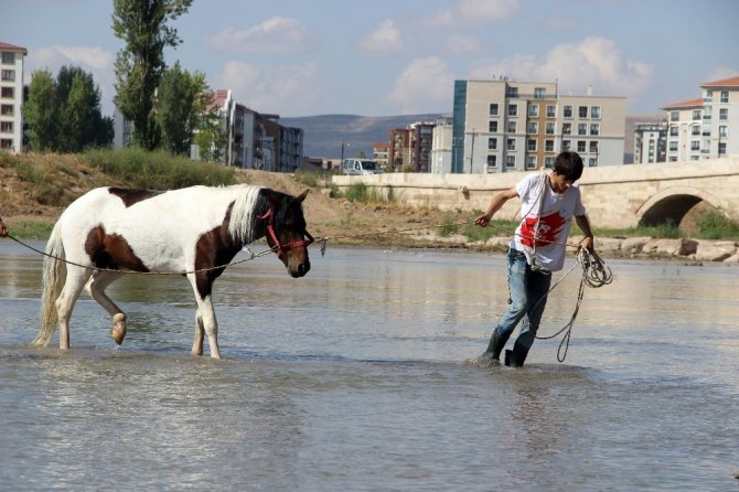 Kuraklık Kızılırmak’ı da vurdu