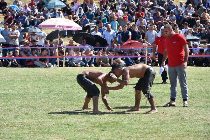 TİKA, 600 yıllık yağlı güreş geleneğini Makedonya’da yaşatıyor