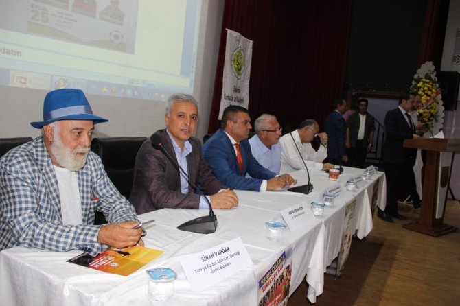 “Türk Futbolunda Altyapı Paneli” Şanlıurfa’da düzenlendi