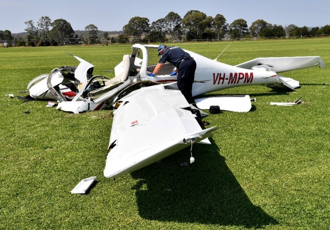 Avustralya’da uçak düştü: 2 ölü