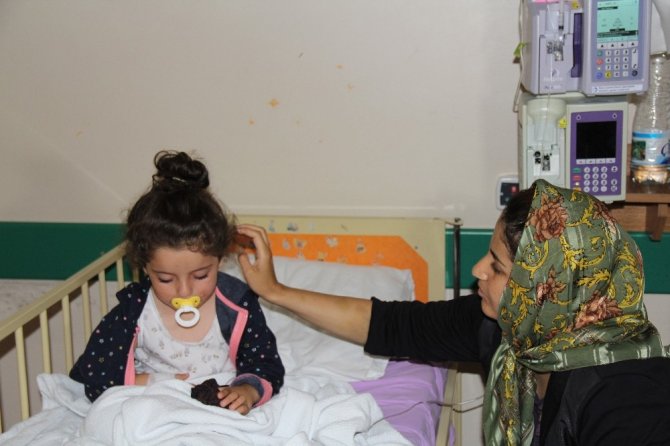 Kefken’deki tekne faciasından kurtulan Liya bebek anne kucağına kavuştu