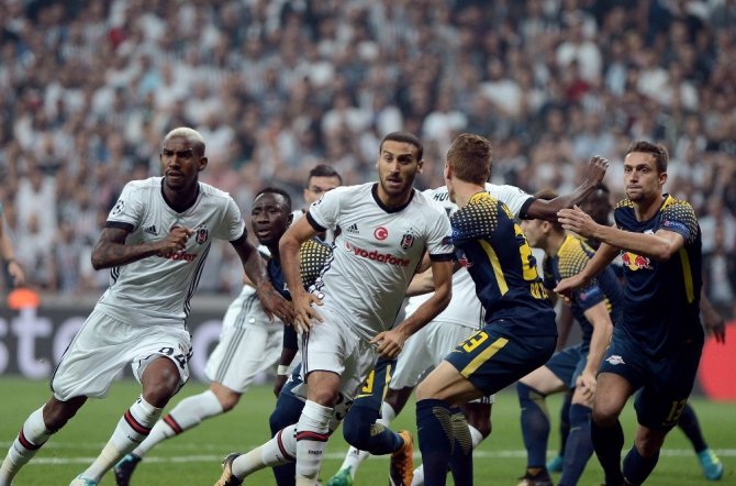 Şampiyonlar Ligi: Beşiktaş: 1 - Leipzig: 0 (Maç devam ediyor)