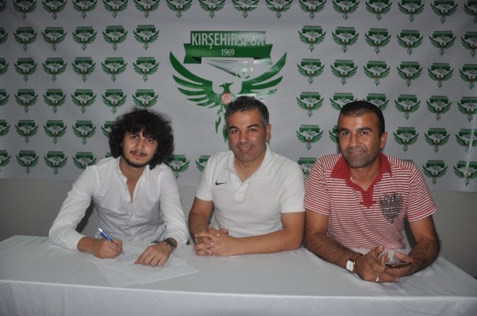 Kırşehir Amatör Ligde mücadele eden Evranspor takımı adını ‘1969 Kırşehirspor’ olarak değiştirdi