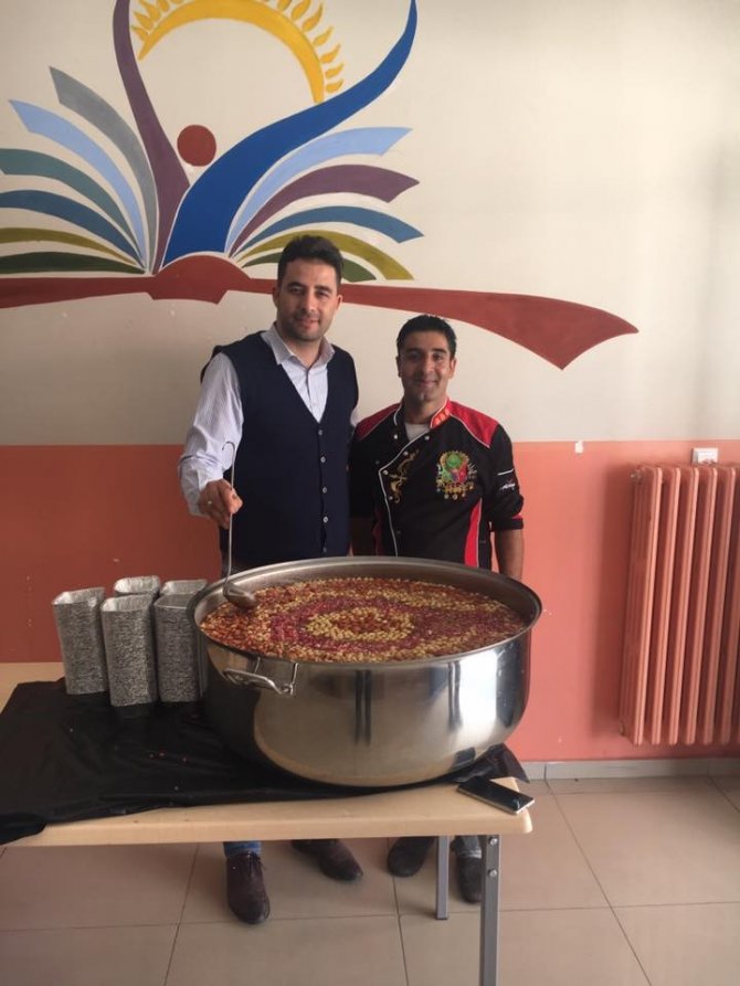 Şehit Abdulhalık Araz Anadolu Lisesi’nde aşure günü