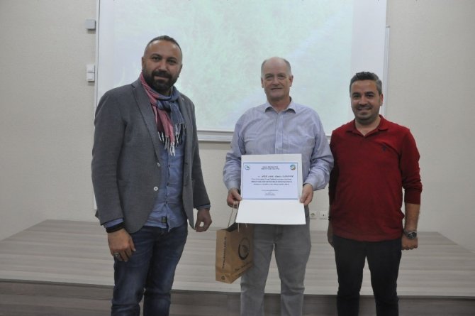 Tehdit altında ki ağaçlara dikkat çekildi