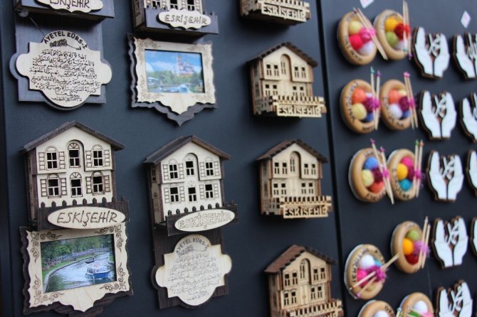 Hediyelik eşya seçimini fiyatlar belirliyor