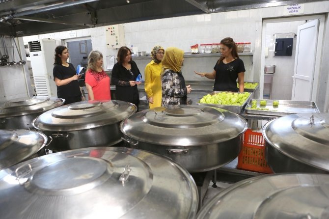Ebru Türel’den anlamlı ziyaretler