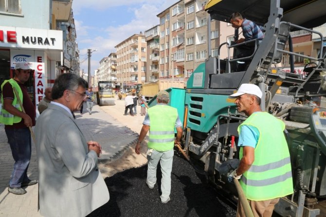 Suat Baykal caddesi hafta başında trafiğe açılıyor