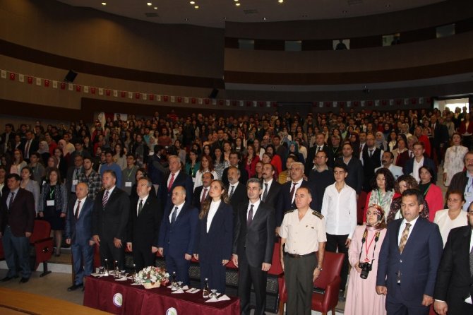 Bakan Yardımcısı Karabay "Azalan genç nüfusun iyi eğitilmesi’’