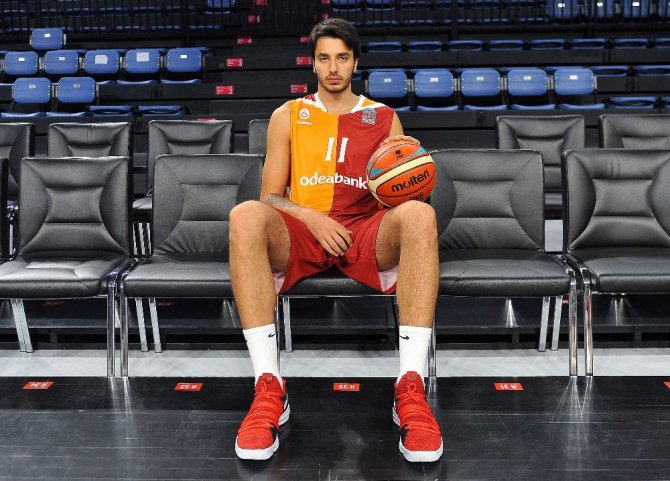 Ege Arar: “Eurocup’ta bu sezon zorlu rakipler var”