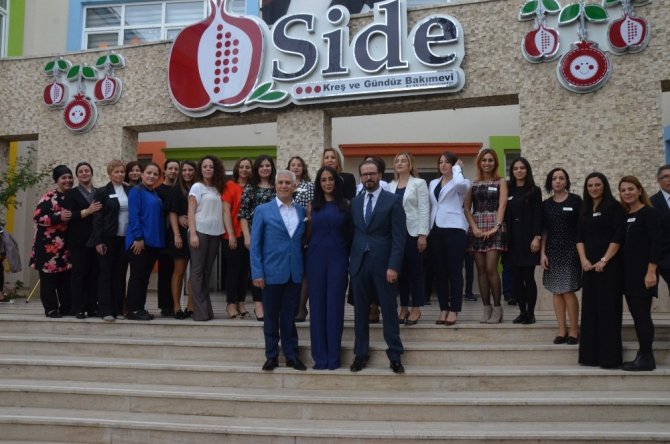 Bozbey kızının okulunu açtı