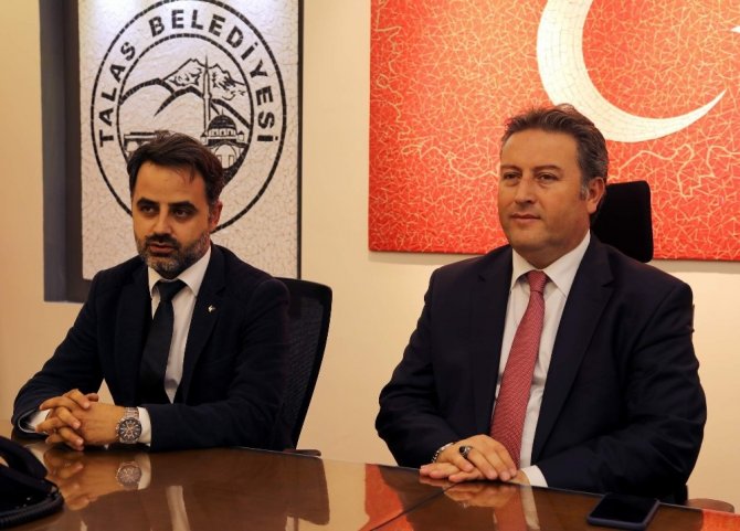 Başkan Palancıoğlu AK Parti Talas Yeni yönetimini ağırladı