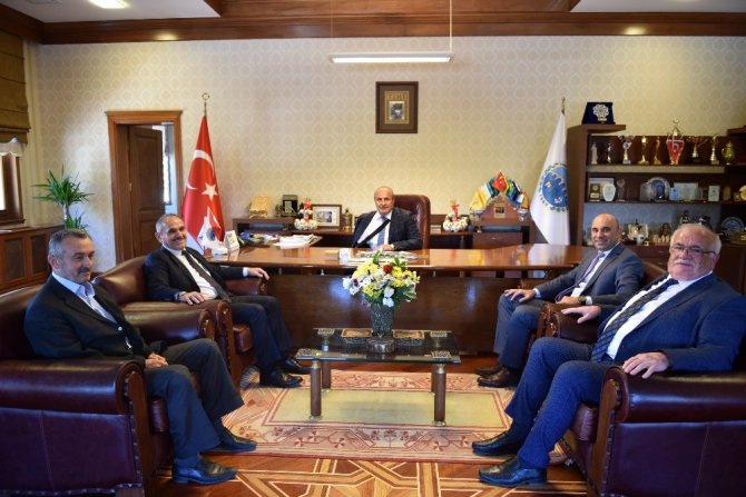 AK Parti Yerel Yönetimler Başkan Yardımcısı Geldi’den Başkan Arslan’a ziyaret