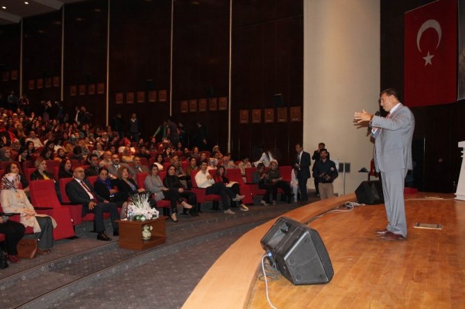 Erciyes Üniversitesinde akademik açılış yılı etkinlikleri başladı