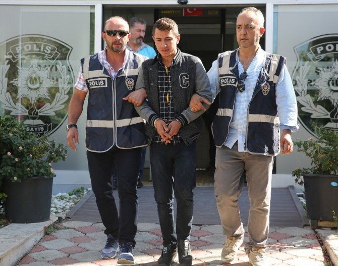 ’Papağan’ şebekesi üyesi 3 kişi tutuklandı