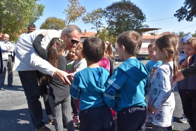 Başkan Karaçoban mahalle programlarına devam ediyor