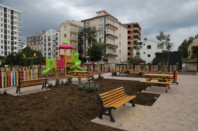 Atakum’da 3,5 yılda 55 çocuk parkı yapıldı