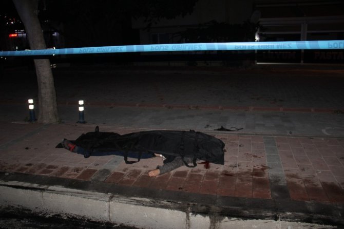 Çanakkale’de feci kaza: 1 ölü