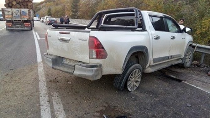 Sinop’ta trafik kazası: 2 ölü, 1 yaralı
