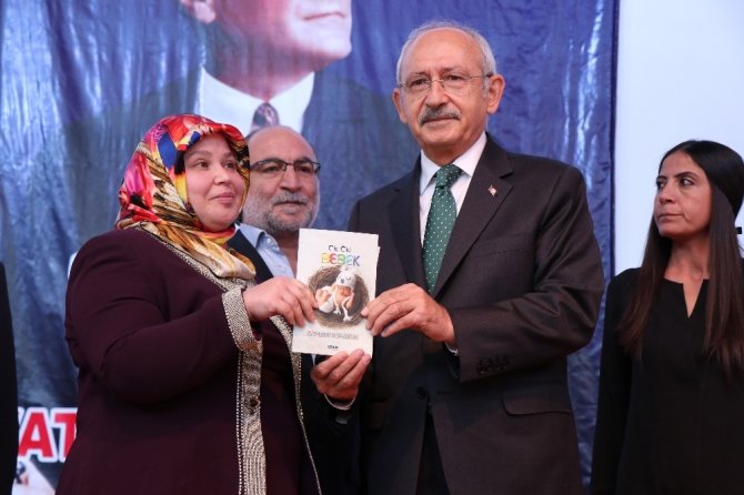 CHP Genel Başkanı Kemal Kılıçdaroğlu, Bakan Kurtulmuş’u yaptığı konuşması nedeniyle tebrik etti
