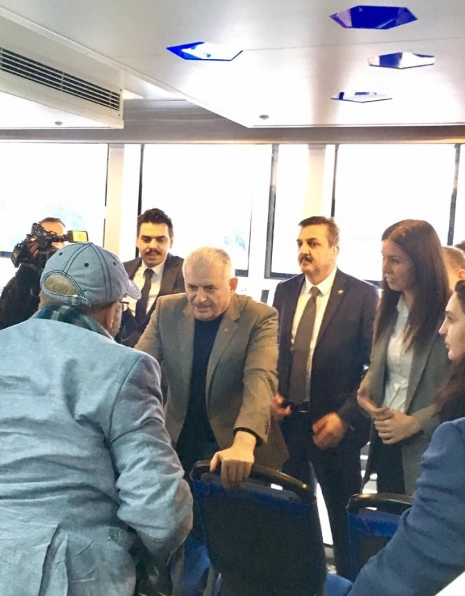 Başbakan Yıldırım, Yalova’dan feribotla ayrıldı