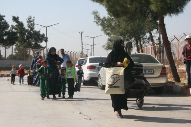 Kurban Bayramı için giden Suriyelilerden 6 bin 715’i Türkiye’ye geri dönmedi