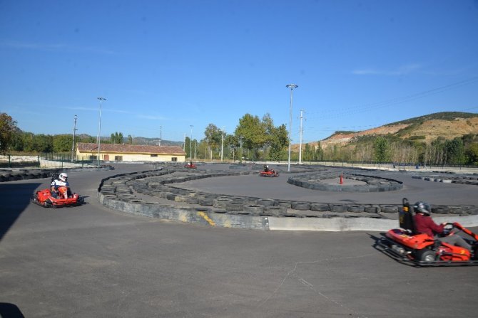 Go-Kart pisti hizmete girdi