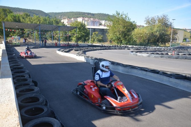 Go-Kart pisti hizmete girdi
