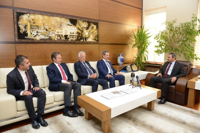 Çalık Holding Yönetim Kurulu Başkanı Ahmet Çalık;