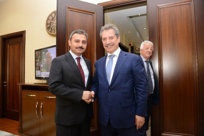 Çalık Holding Yönetim Kurulu Başkanı Ahmet Çalık;