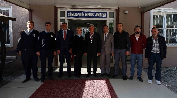 Başkan Karaosmanoğlu, polislerle bir araya geldi