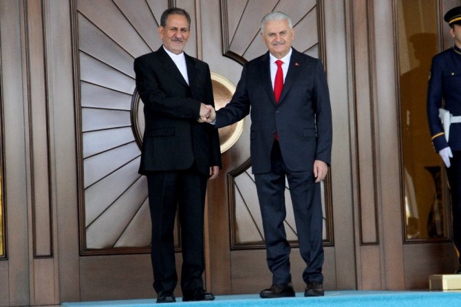 Başbakan Yıldırım, İran Cumhurbaşkanı Birinci Yardımcısı Cihangiri’yi resmi törenle karşıladı