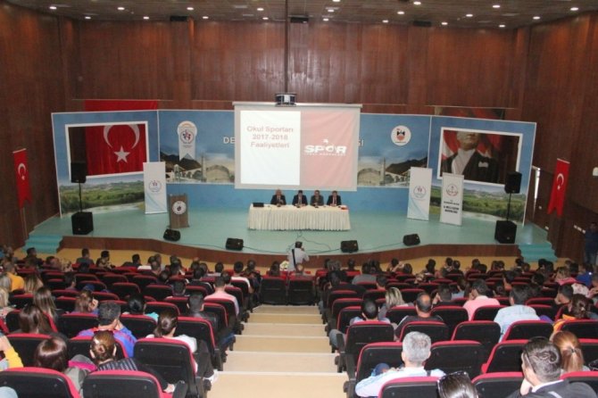 Diyarbakır’da okul sporları için değerlendirme toplantısı