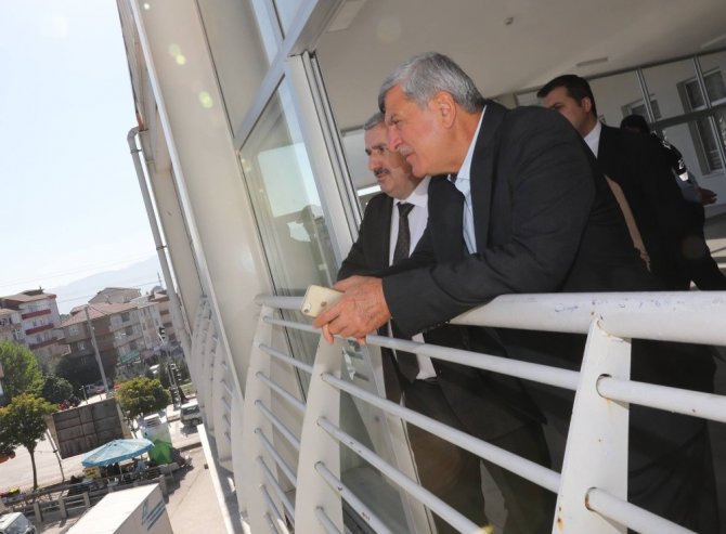 Başkan Karaosmanoğlu: “Körfez’de güzel işler yapılıyor”