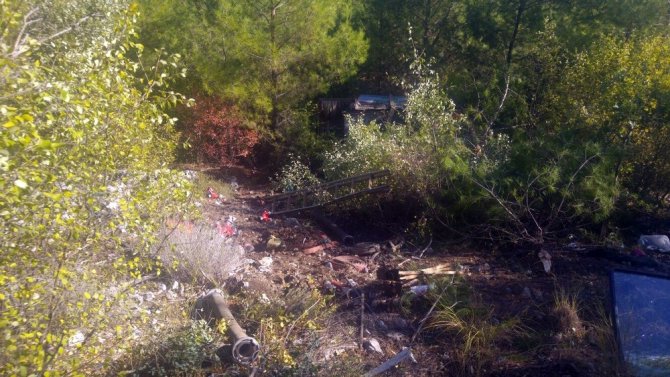 Fethiye’de arazöz uçuruma yuvarlandı: 5 yaralı